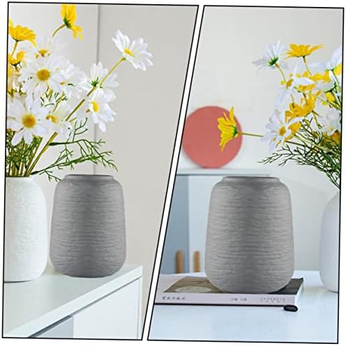 Nordic Style Ribbed Ceramic Flower Vase for Modern Decor