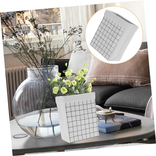 Nordic Ceramic Flower Vase Minimalist Design