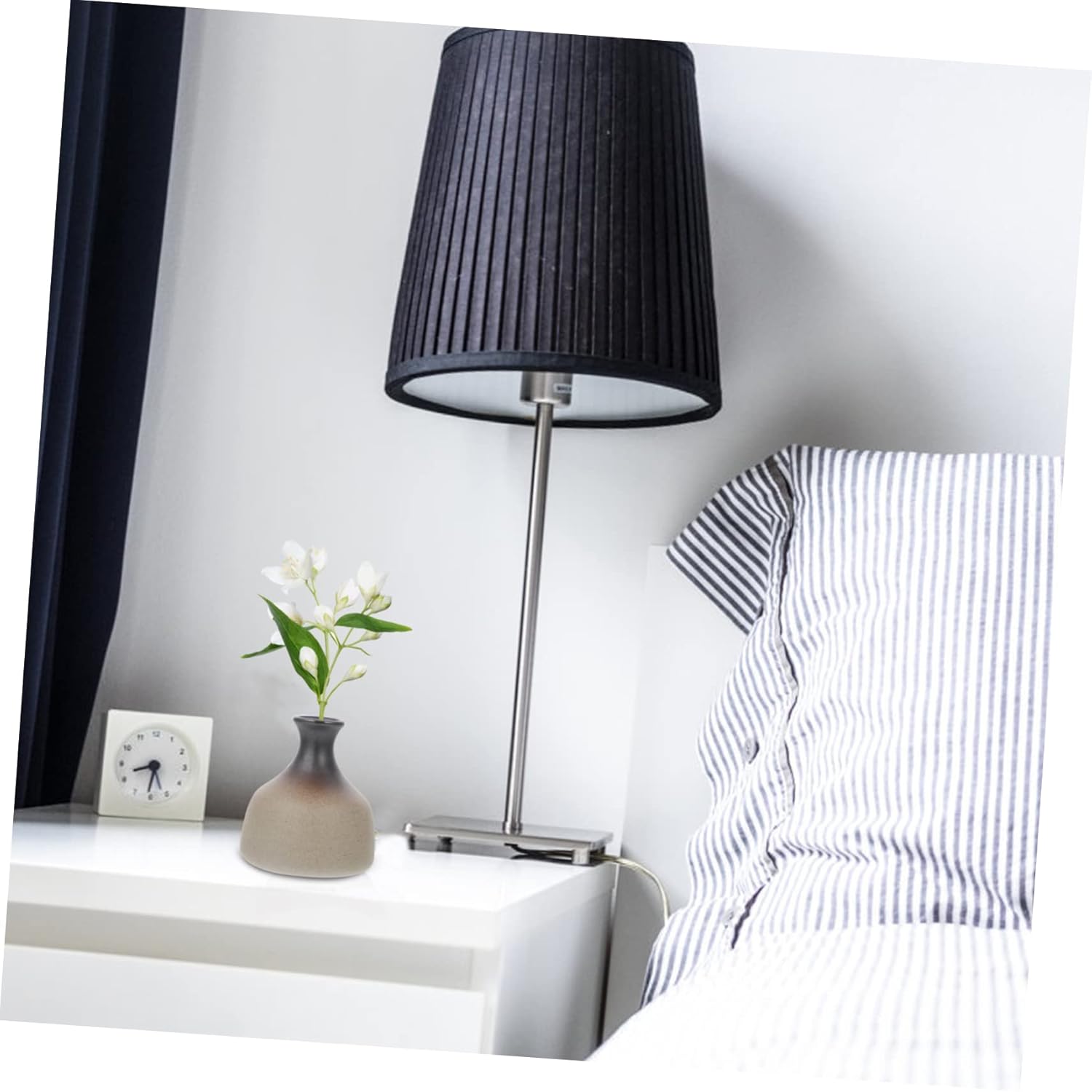 Stobaza Mini Flower Vase Retro Ceramic Design for Home Office and Special Occasions