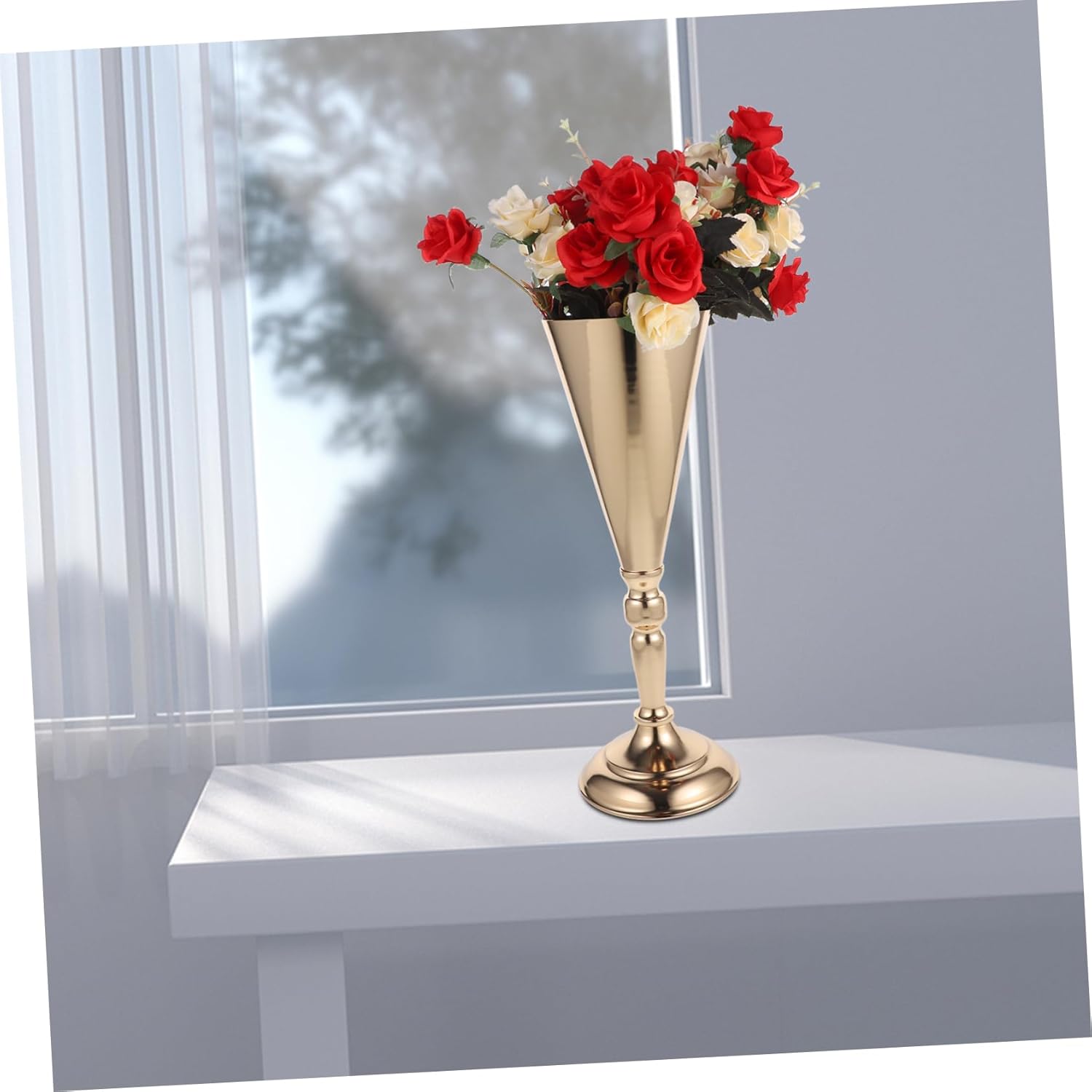 Iron Trumpet Vase for Floral Arrangements and Home Decor
