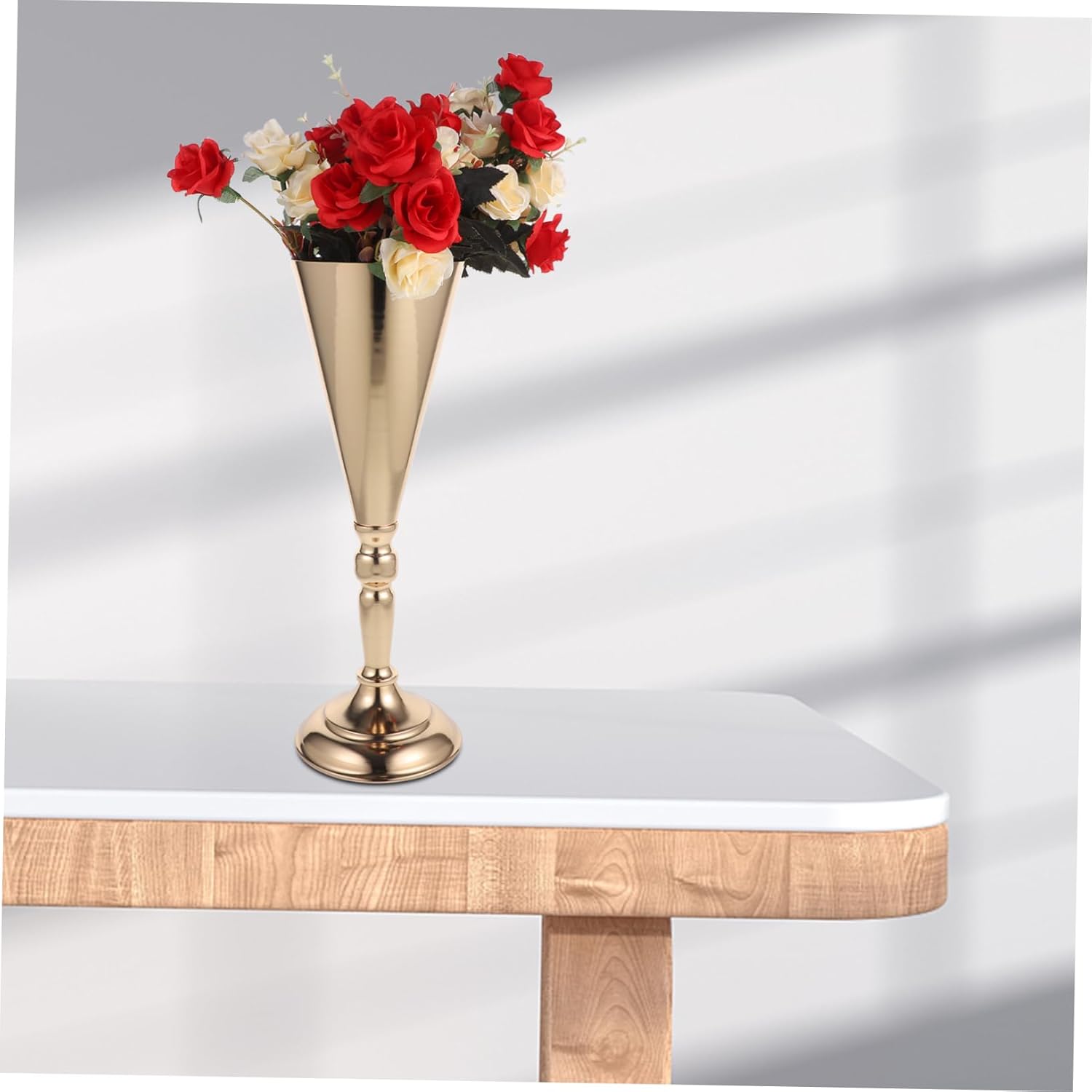 Iron Trumpet Vase for Floral Arrangements and Home Decor