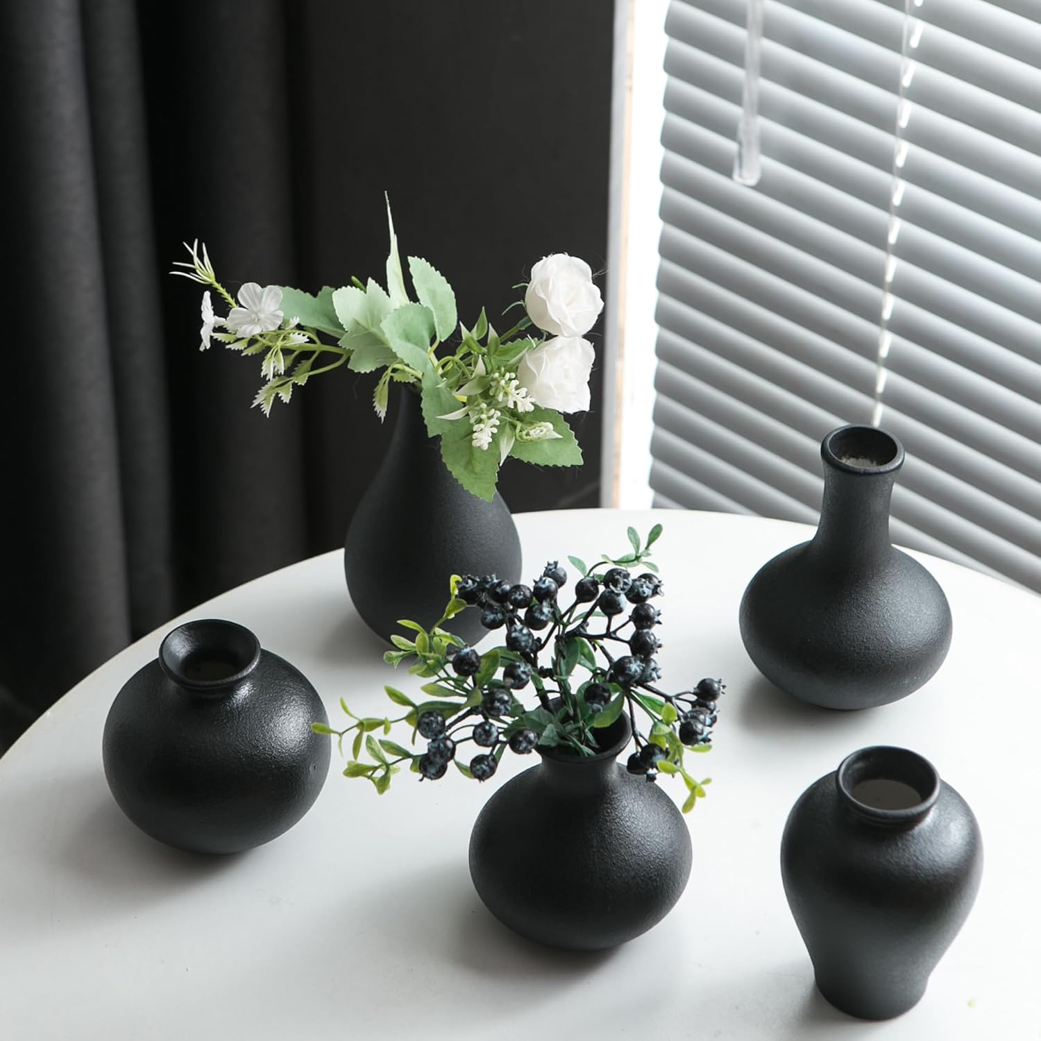 Tanvecle Small Black Ceramic Vase Set of 5
