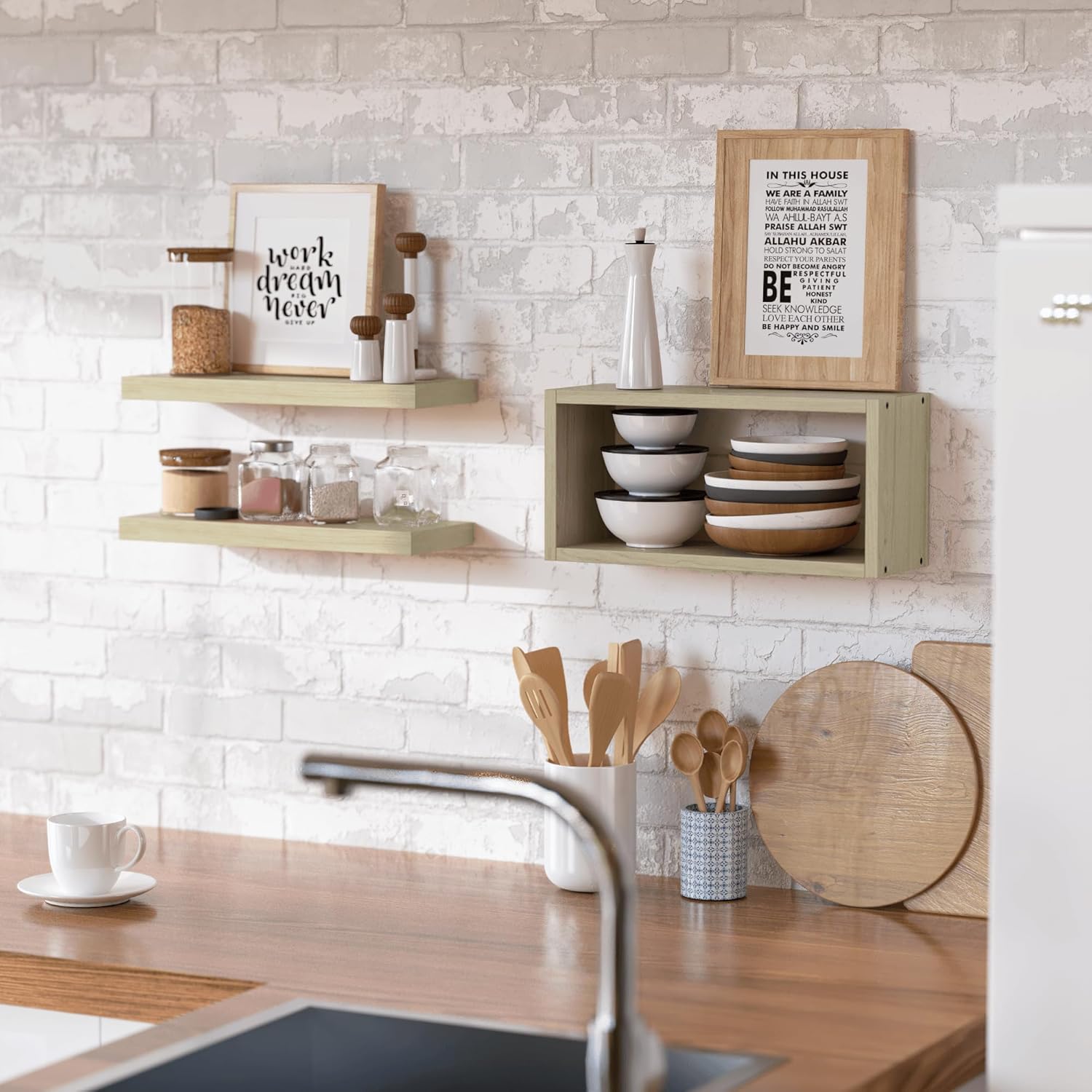 RICHER HOUSE Floating Shelves Set of 3 Light Brown
