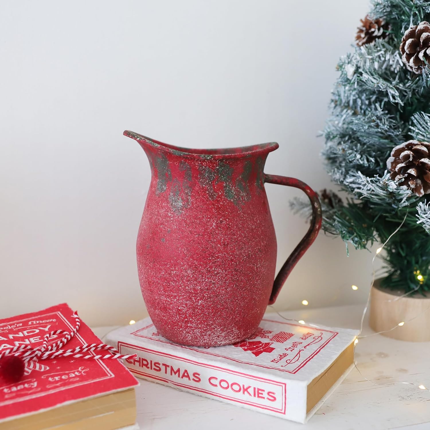 Vintage Country Metal Flower Vase with Rustic Pitcher Design