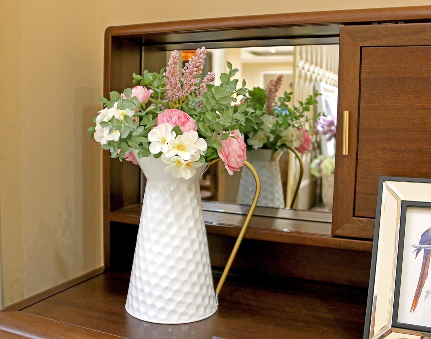 Elegant White Metal Flower Vase for Farmhouse Decor