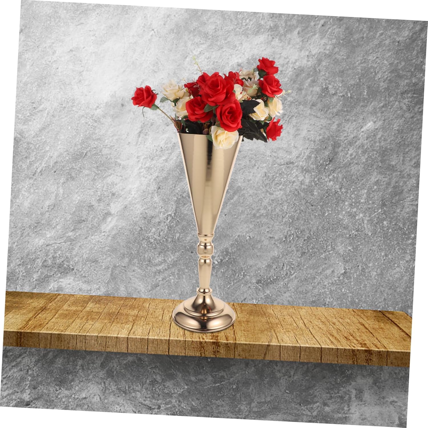 Iron Trumpet Vase for Floral Arrangements and Home Decor